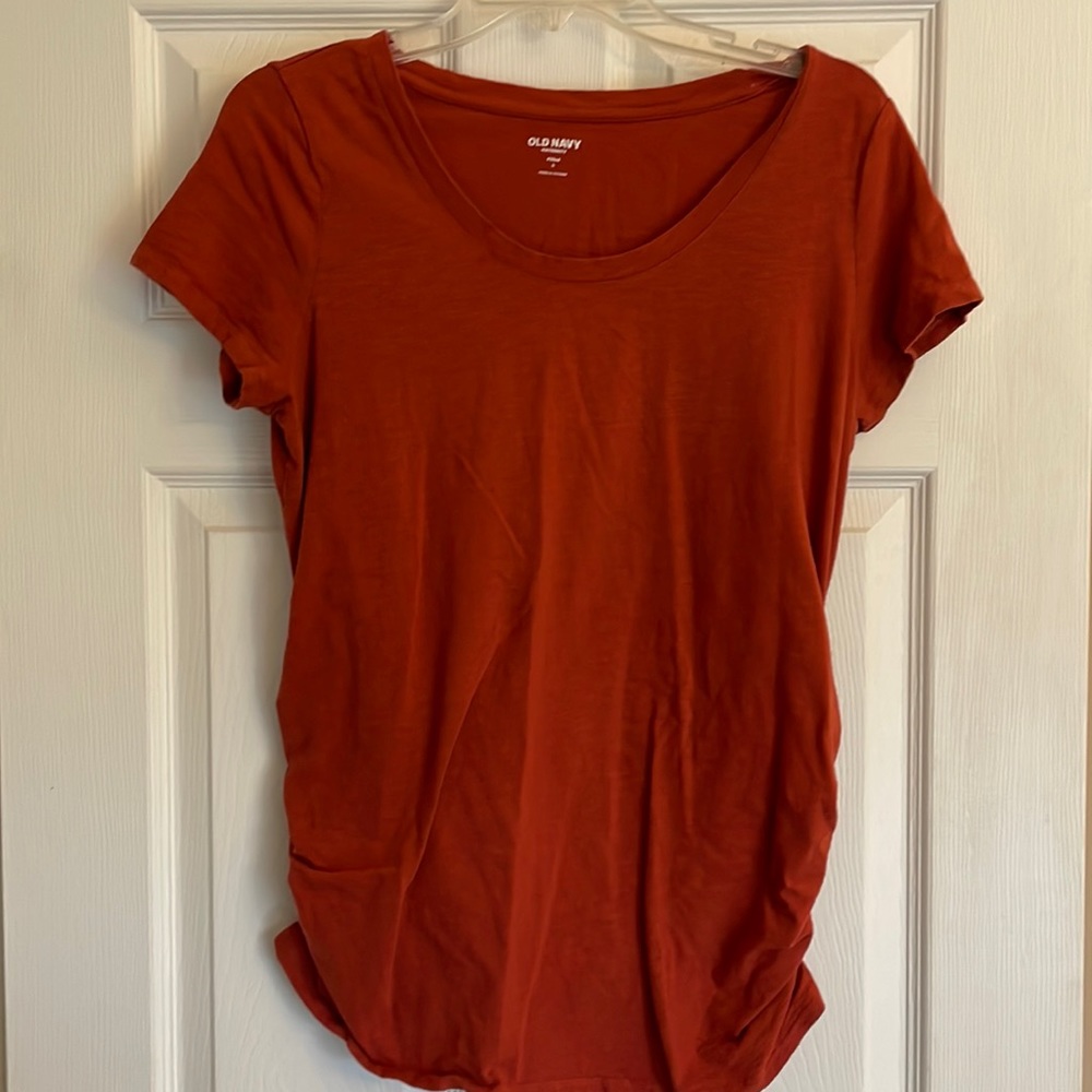 Orange maternity fitted tshirt